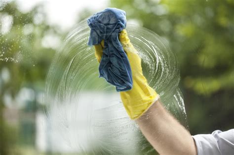The Science Behind the Magic Window Cleaning Cloth